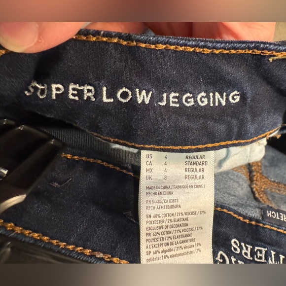 American Eagle Super Low Jeggings Blue Jeans Denim Women Size 4  Distressed - Picture 12 of 14